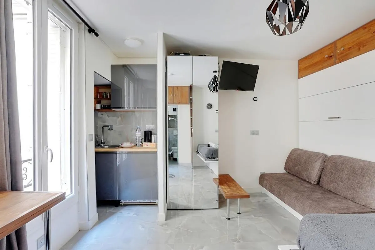 Cozy 2P Studio Batignolles contacts
